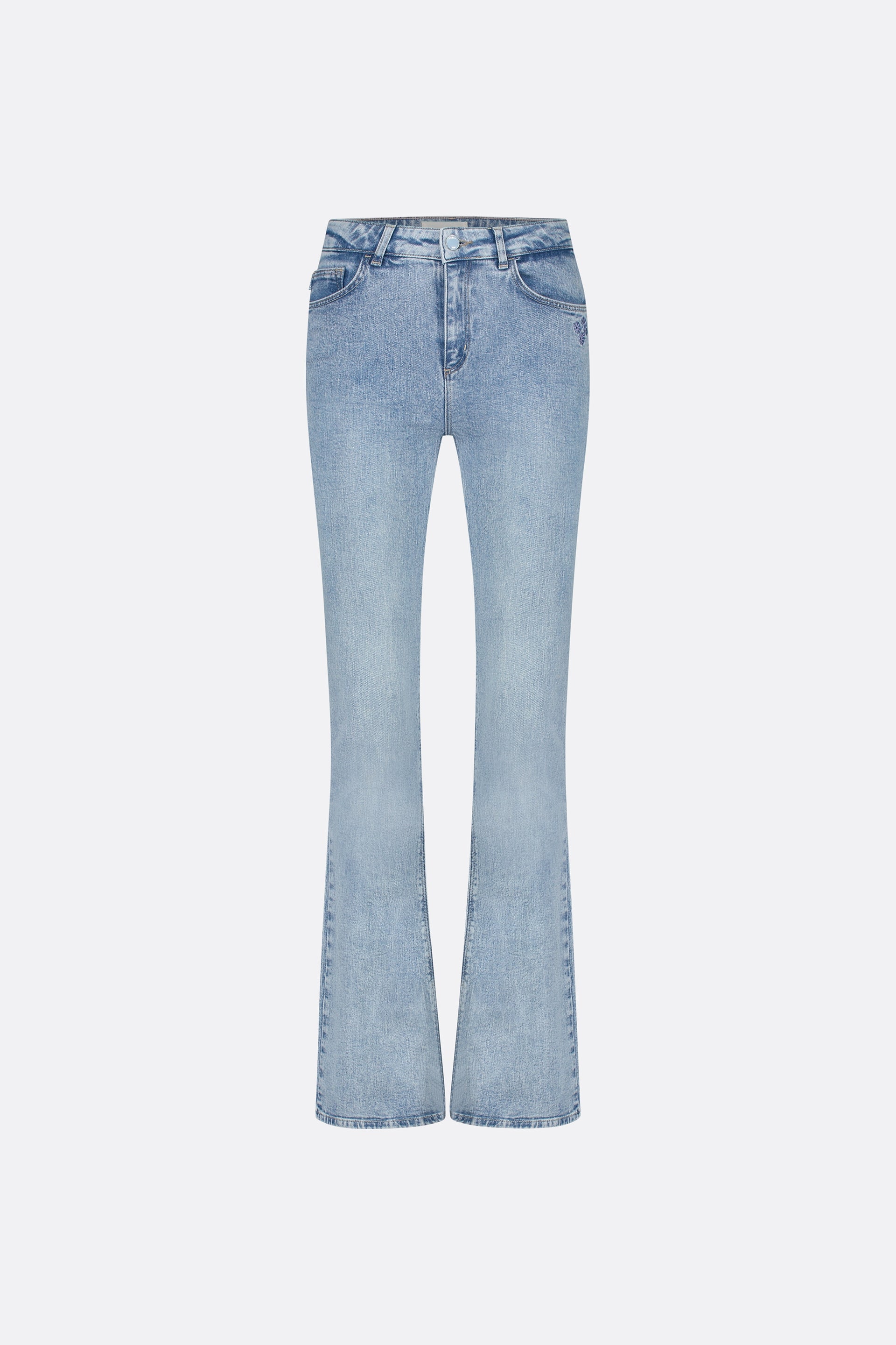 Eva Flare | Light Medium Aged