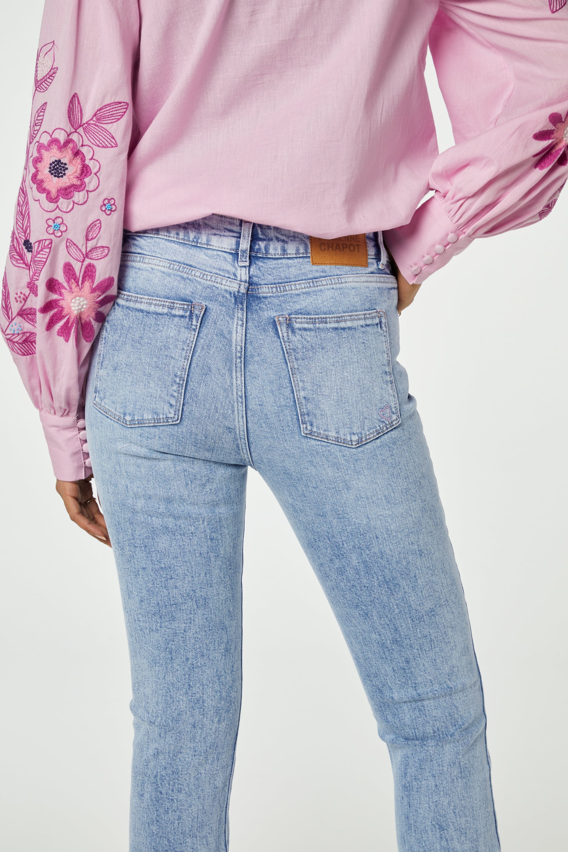 Eva Flare | Light Medium Aged
