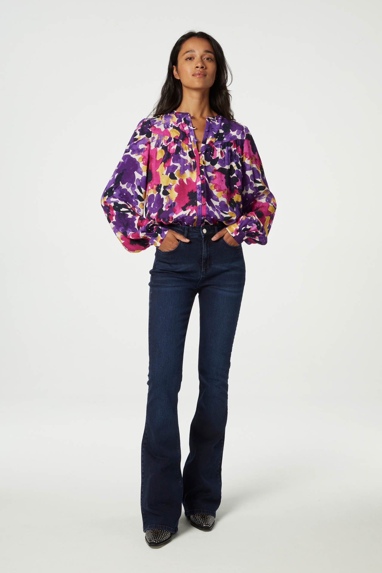 Resa Blouse | Creme Brulee/Eggplan