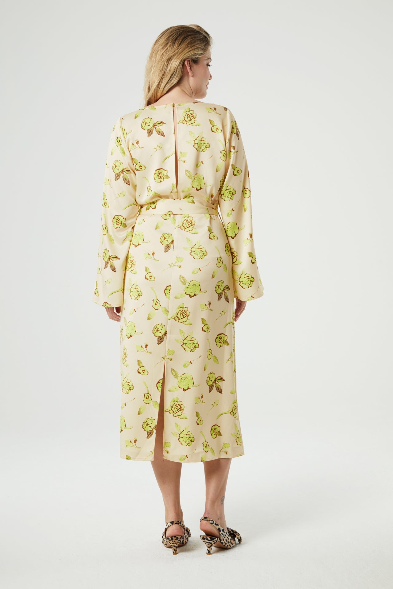 Darina Dress | Cream White/Lovely L