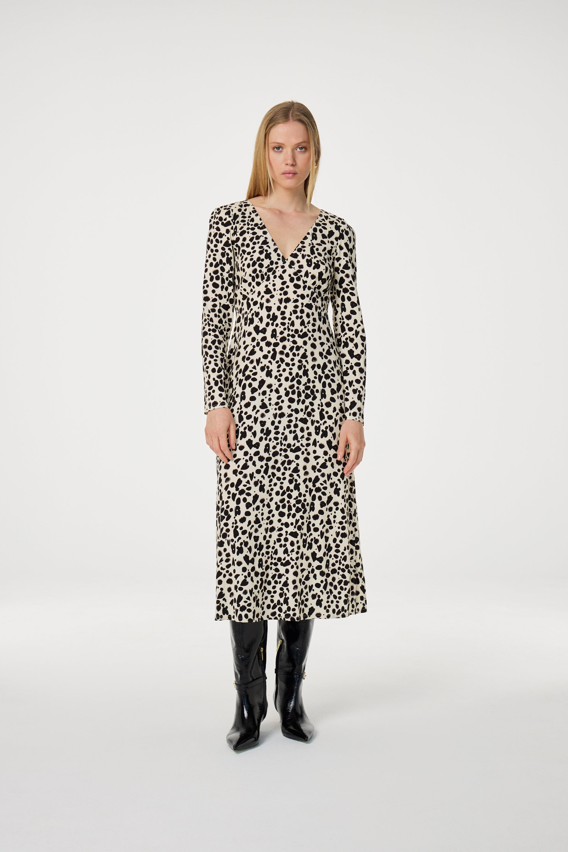 Doris Dress | Cosy White/Black