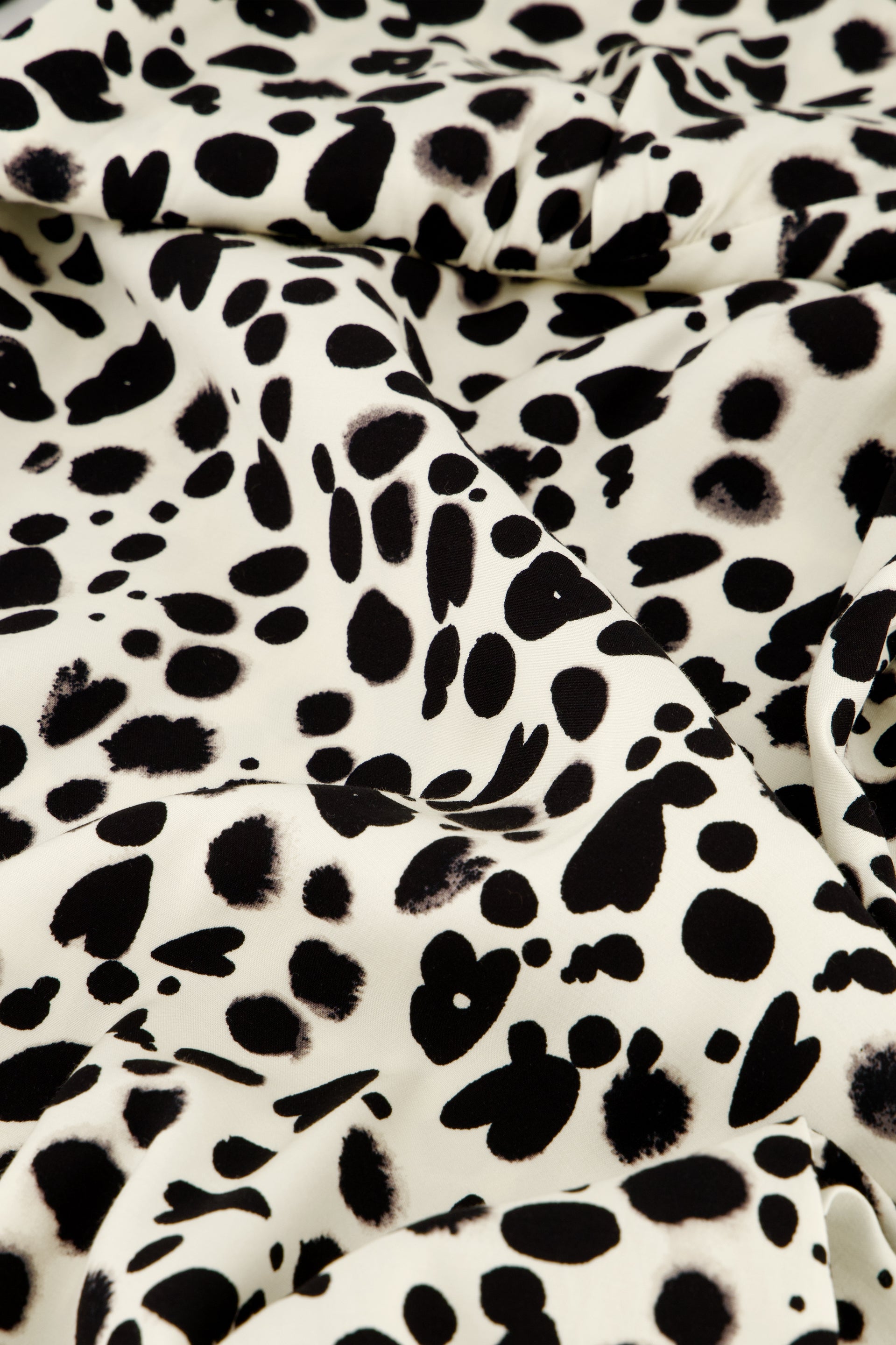 Doris Dress | Cosy White/Black