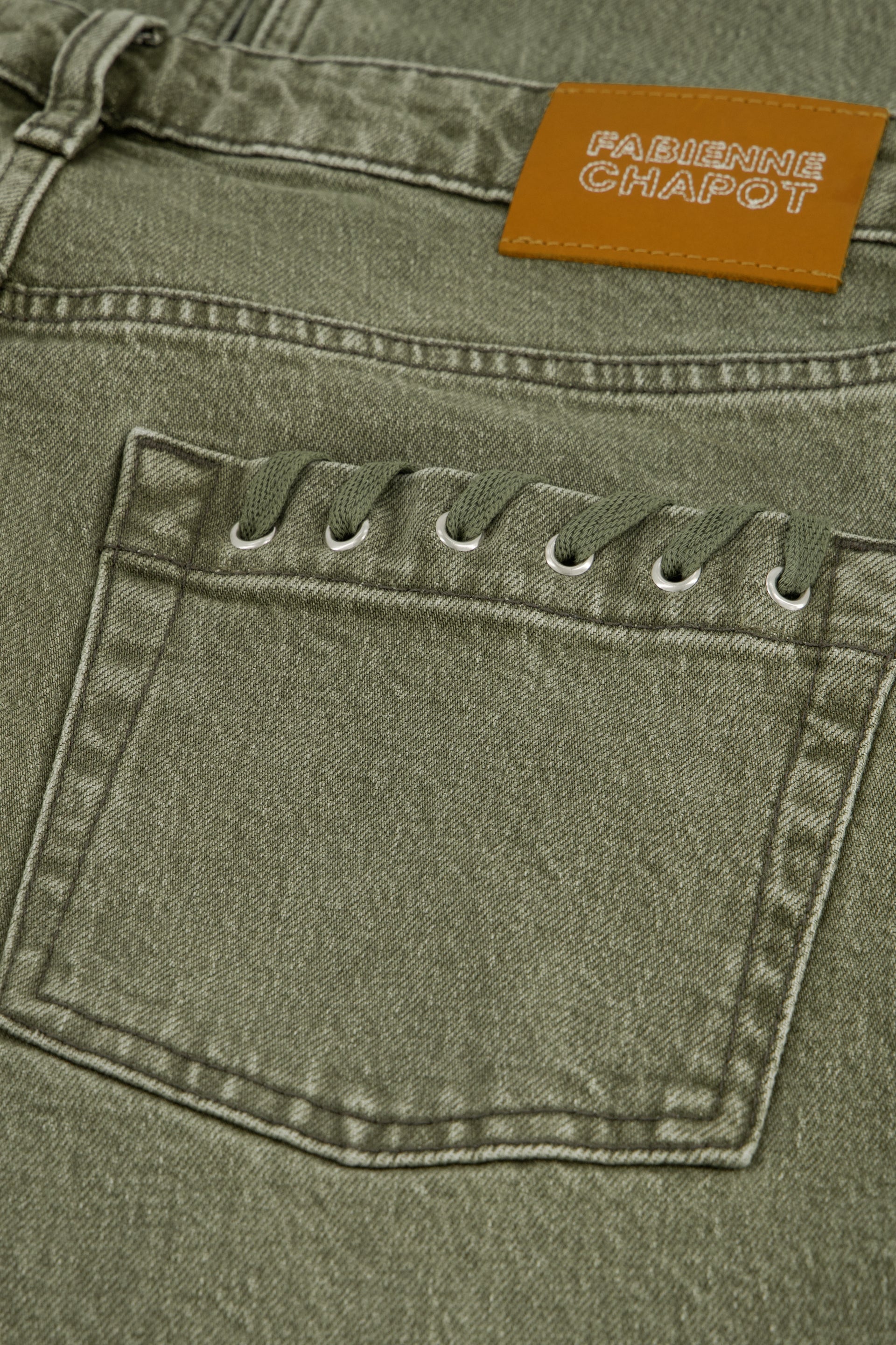 Zoe Boyfriend Jeans | Martini Olive