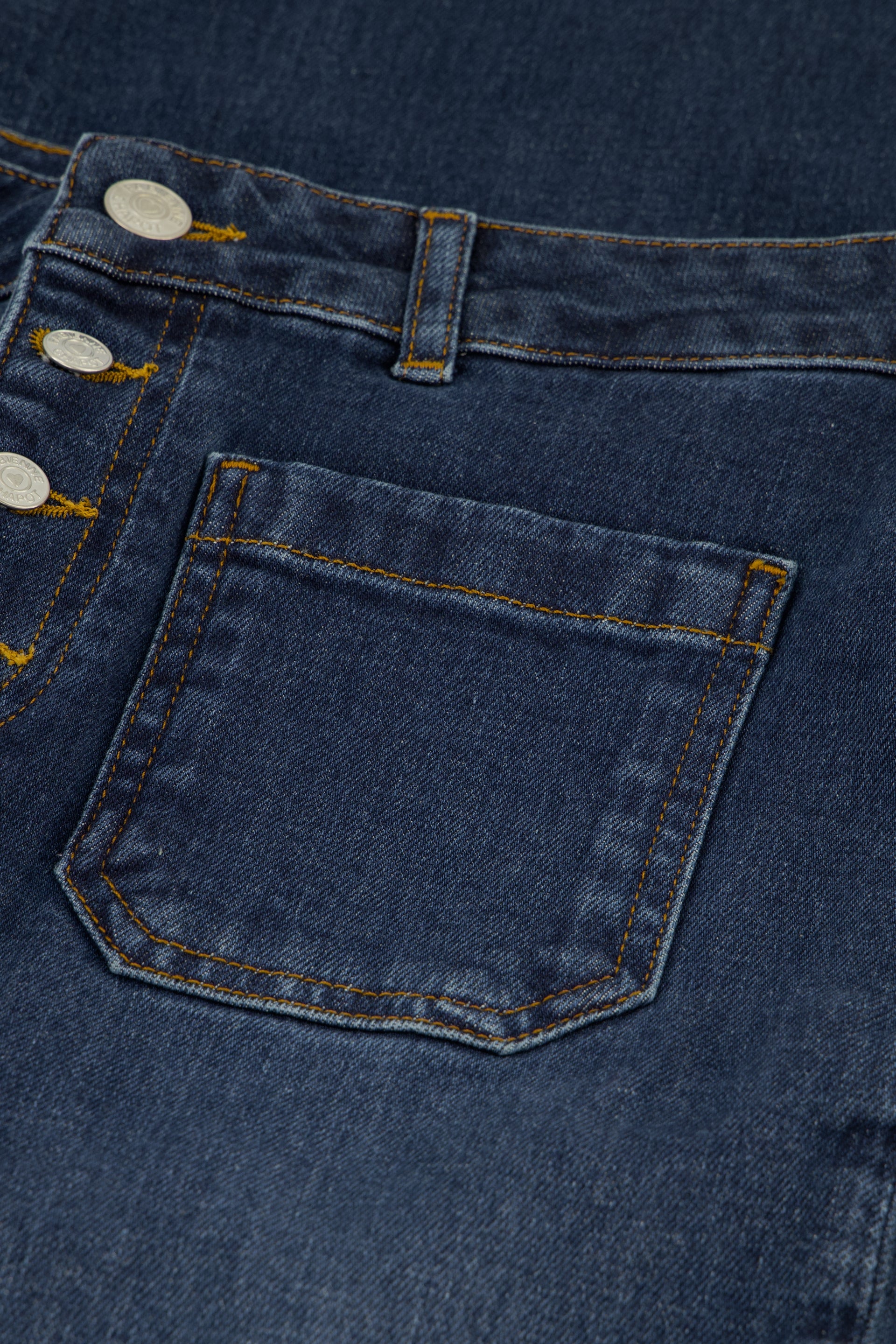 Vic Bootcut Jeans | Medium Dirty Wash