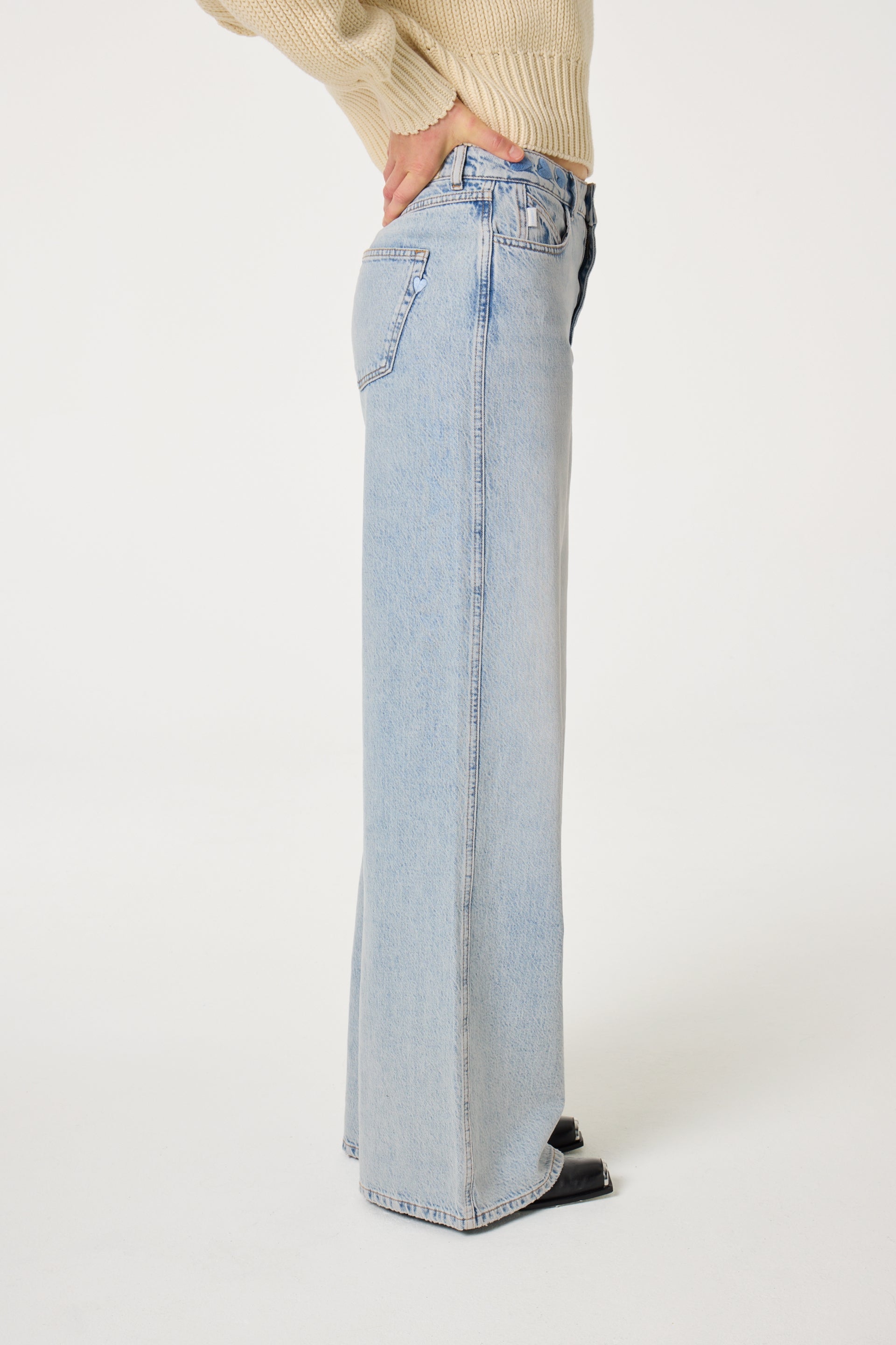 Alex Wide Leg Jeans | Faded Light Blue