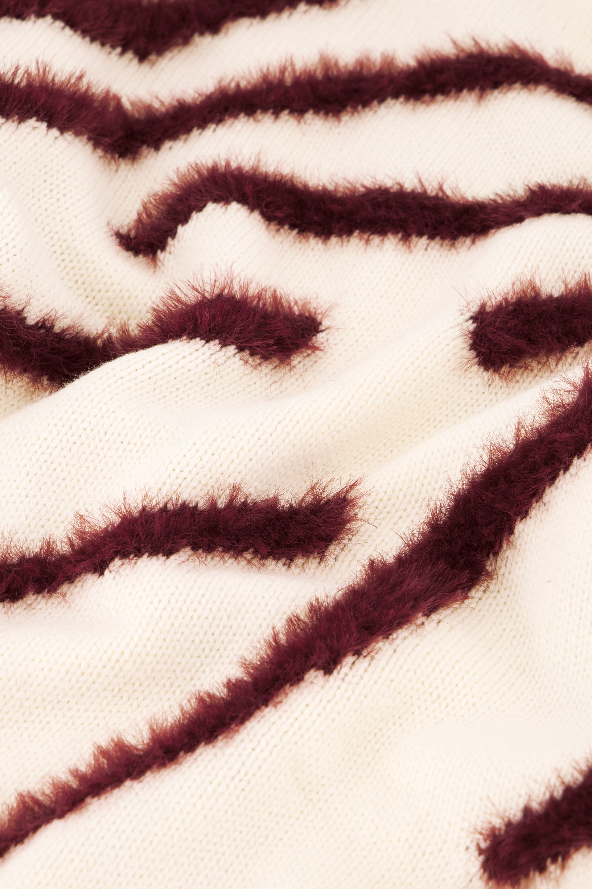 Zebra Pullover | Cosy White