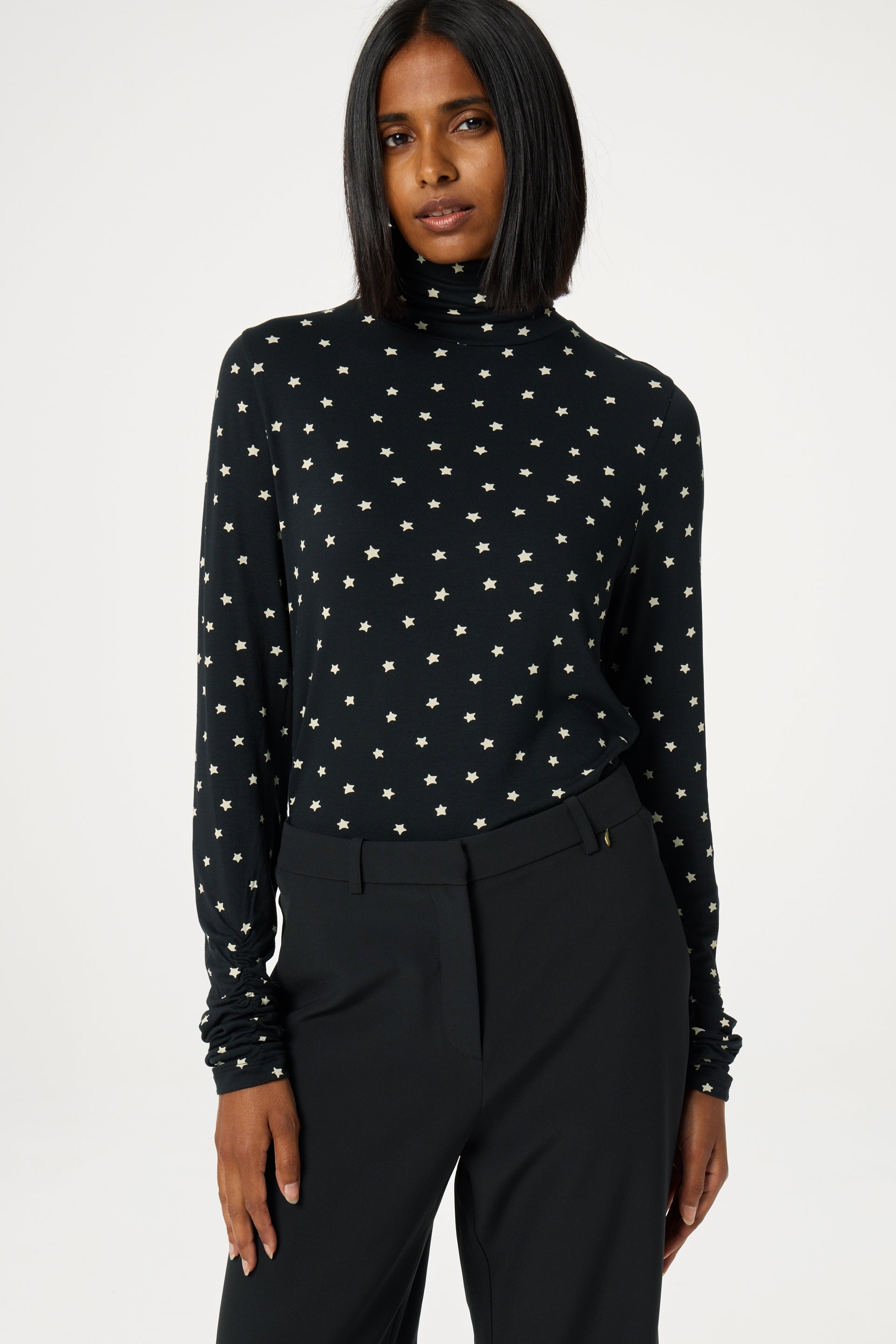 Jade Top | Black/Warm white