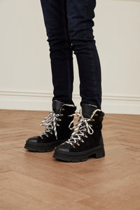 Hiking Boot | Black