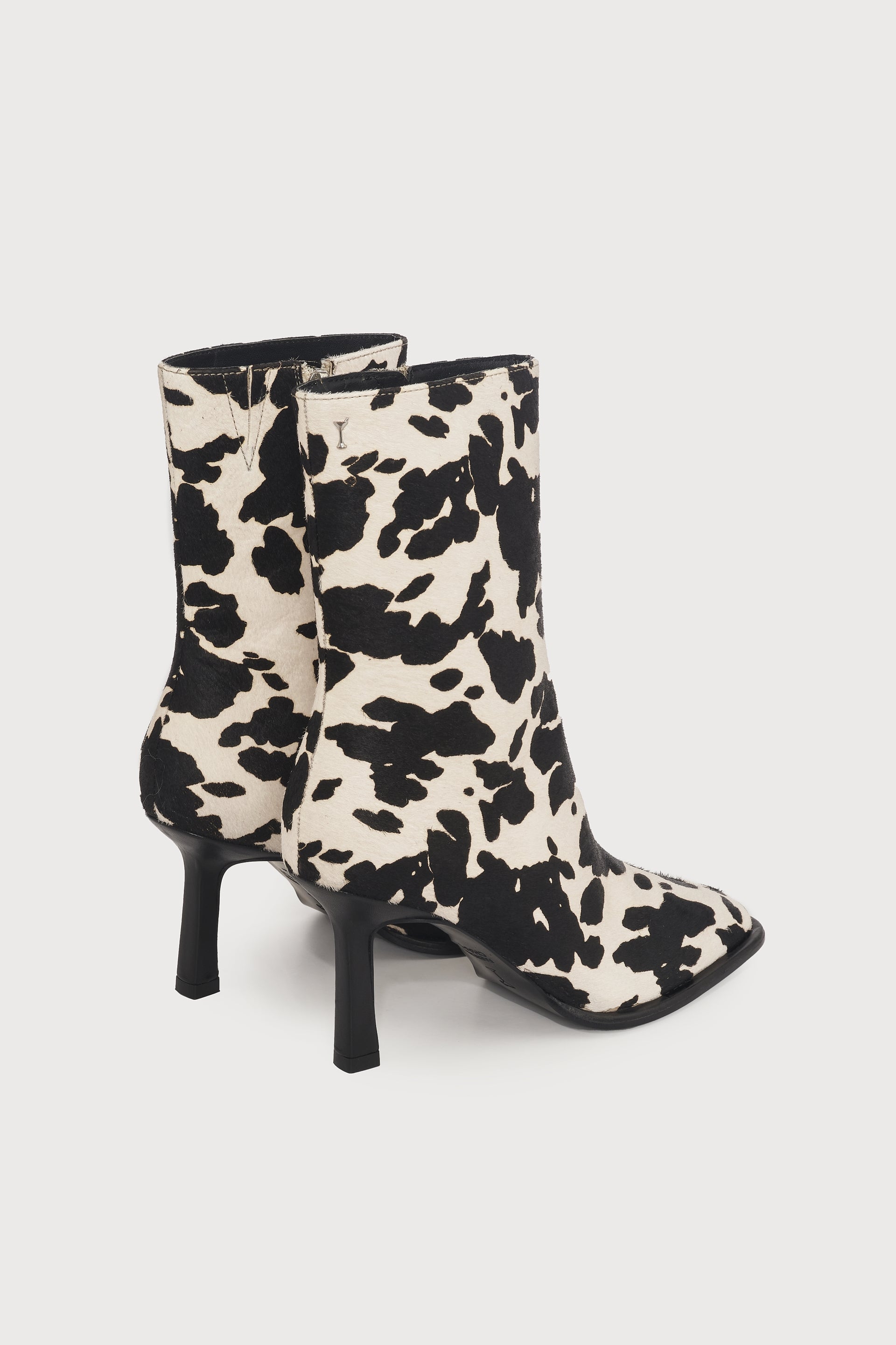Mina Boots | Cosy White/Black
