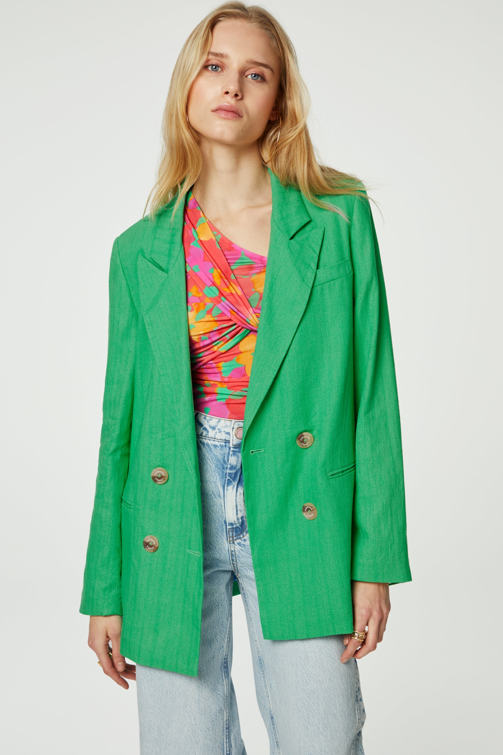 Roger Blazer | Green Apple