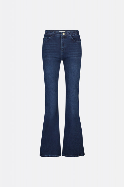 Eva Extra Flare Embro | Dark Wash