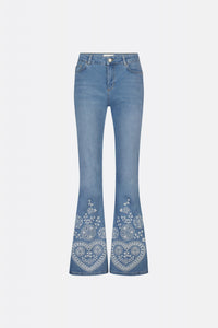 Eva Extra Flare Embro | Light Medium Wash