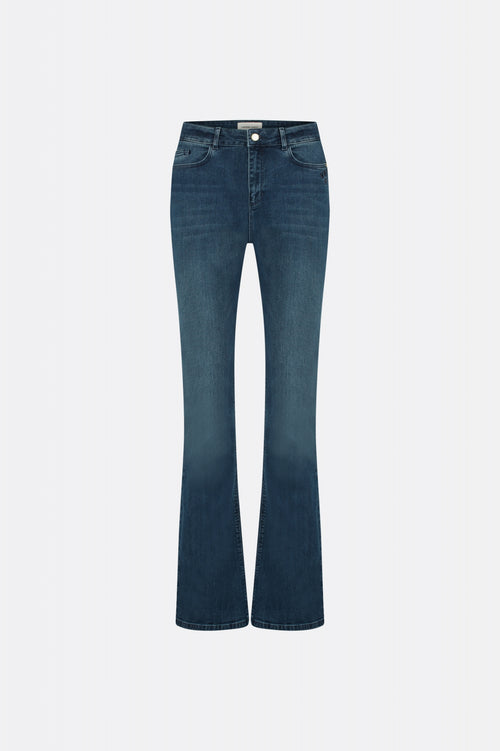 Eva Flare | Medium Wash