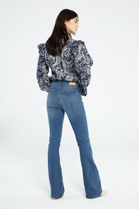 Eva Flare | Light Medium Wash