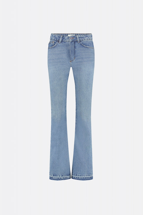 Pleunie Bootleg | Light Medium Wash