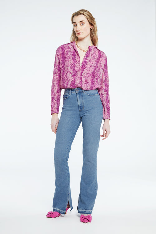 Pleunie Bootleg | Light Medium Wash