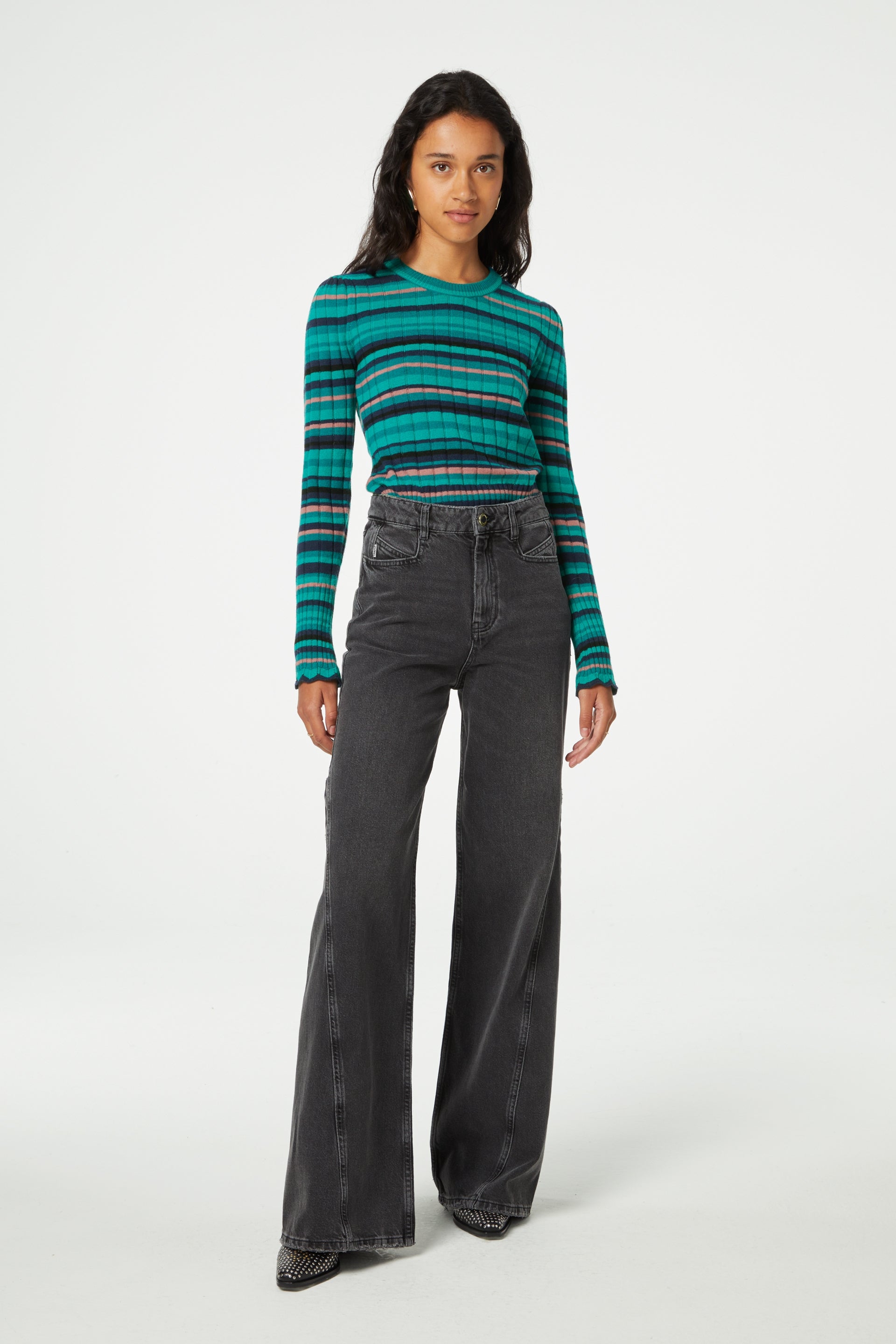 Bonnie Wide | Dark Vintage Black D