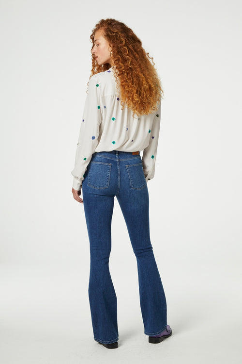 Eva Flare | Medium Wash