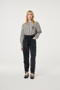 Alex Blouse | Cosy White/Black