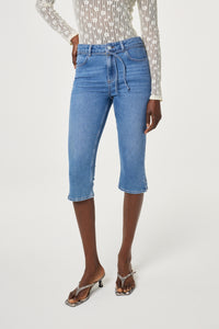 Carmen Capri Jeans | Mid Blue