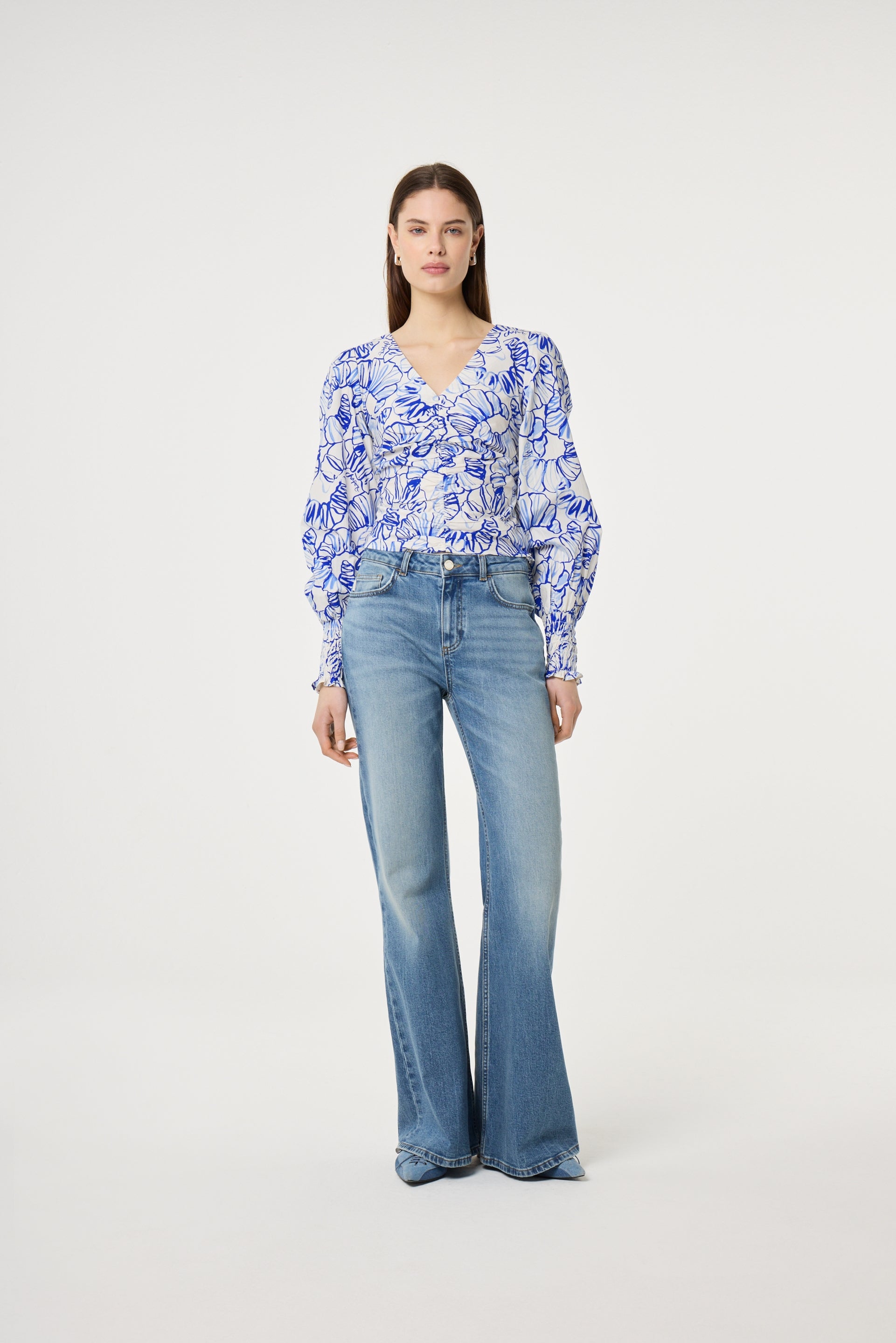 Vic Bootcut Jeans