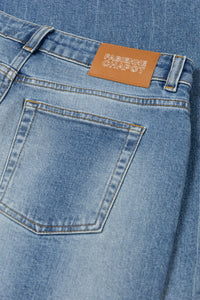Vic Bootcut Jeans | Mid Blue