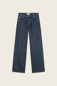 Lulu Relaxed Jeans | Blue on Blue