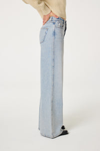 Alex Wide Leg Jeans | Faded Light Blue