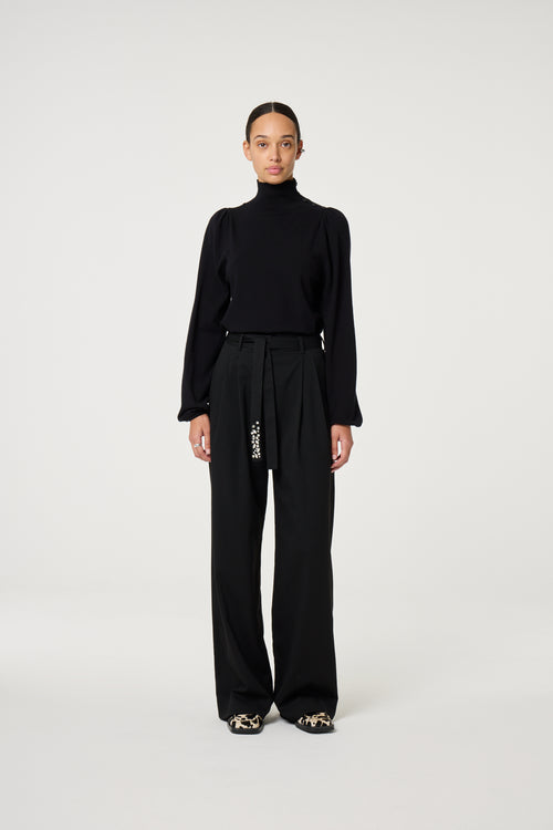 Molly Pullover | Black