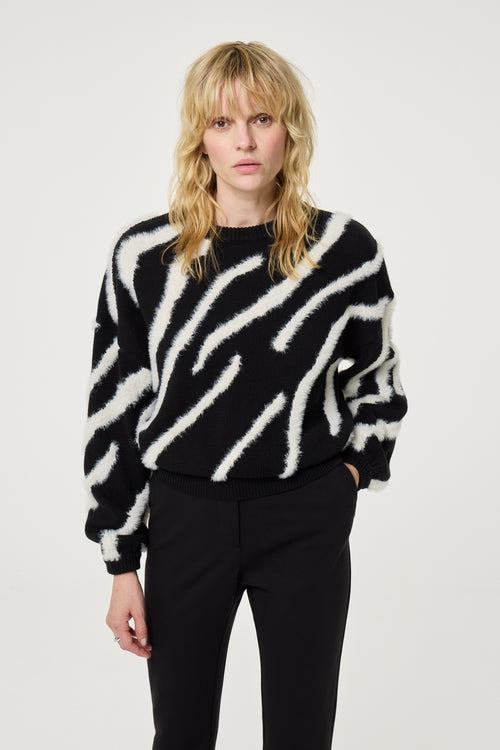 Zebra Pullover | Black