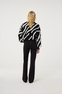 Zebra Pullover | Black