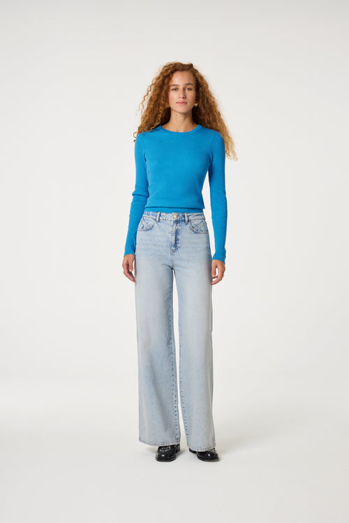 Gillian Pullover | Blue Lily