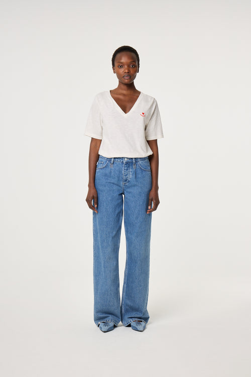 Phil V-Neck T-shirt | Cosy White/Red