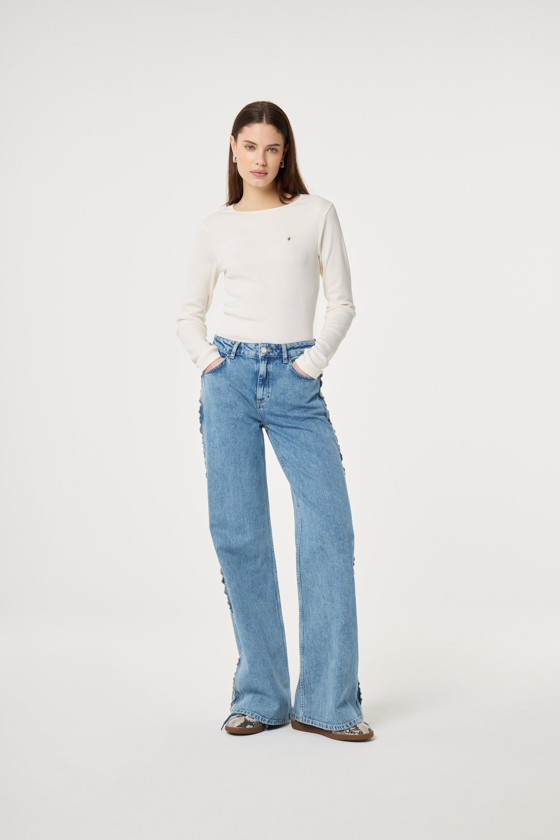 Tanja Long Sleeve T-shirt | Cosy White