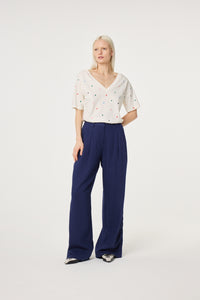 Phil V-Neck T-Shirt | Cosy White