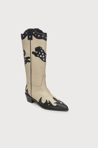 Debby Cowboy Boots | Cosy White/Black