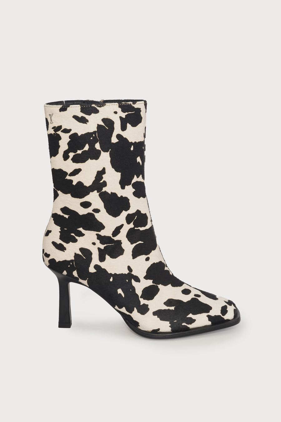 Mina Boots | Cosy White/Black